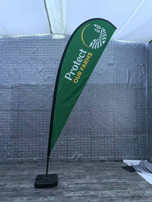 How Custom Teardrop Banners Help Promote Australian Farms and Businesses