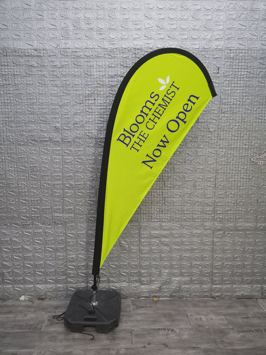 Teardrop advertising flags for markets and events in Sydney and Melbourne – printed with fast turnaround