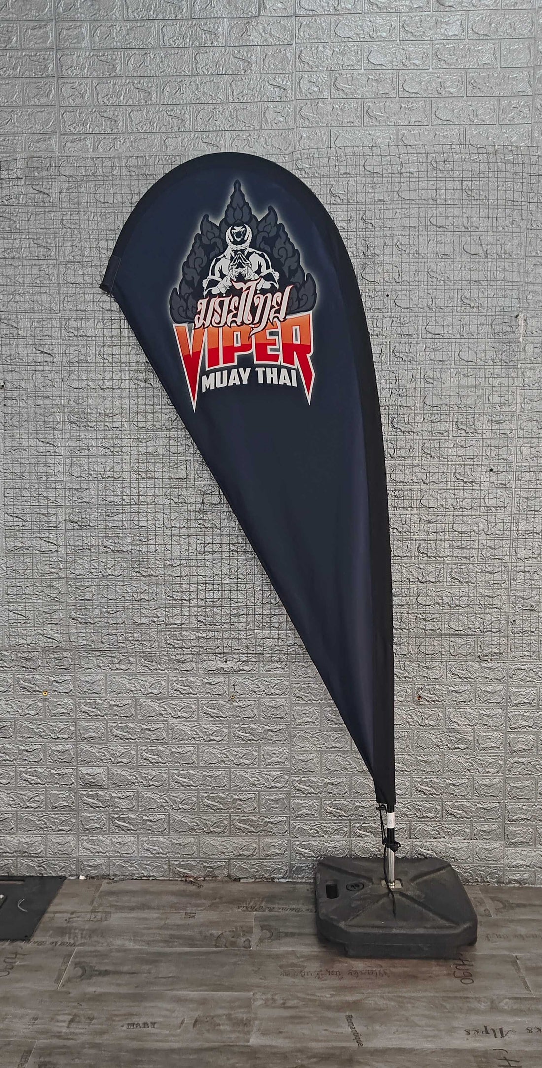 custom teardrop flags and mesh banners for fitness studios